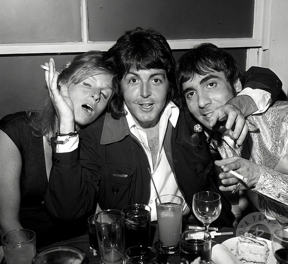 Paul, Linda and Keith have a drink and a laugh, 1976 -  From https://oobujoobu.tumblr.com/