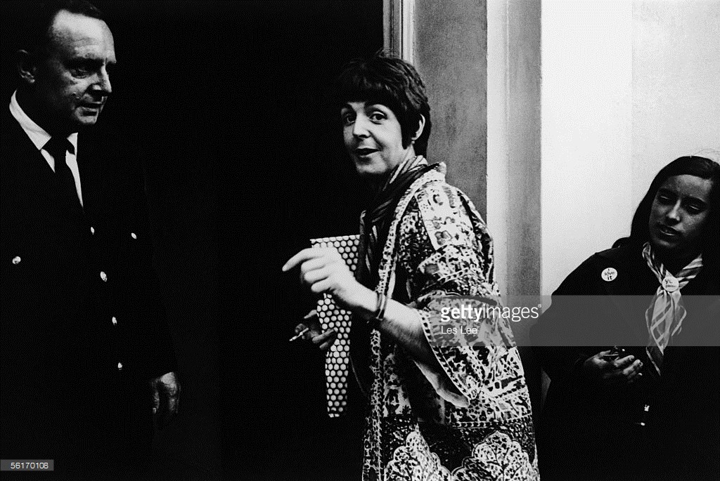 Singer songwriter Paul McCartney arriving at EMI studios, Abbey Road, for a rehearsal with the Beatles during the recording of Revolver, 22nd June 1966.