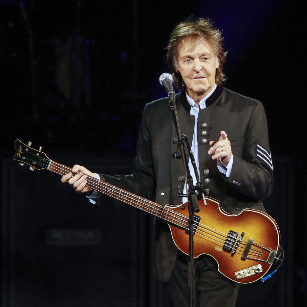 Paul McCartney concert at Hollywood Casino Amphitheatre in Tinley Park ...